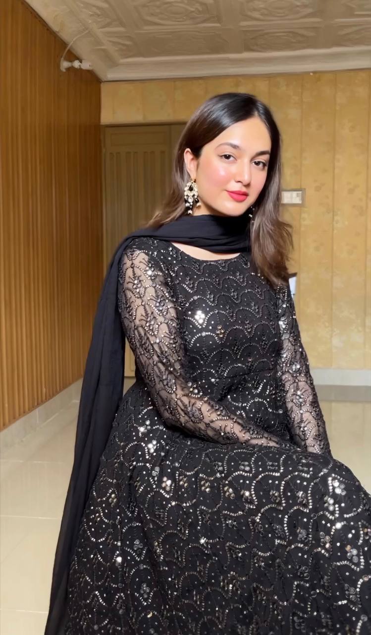 AAKANSHA BALCK ANARKALI SUIT SET