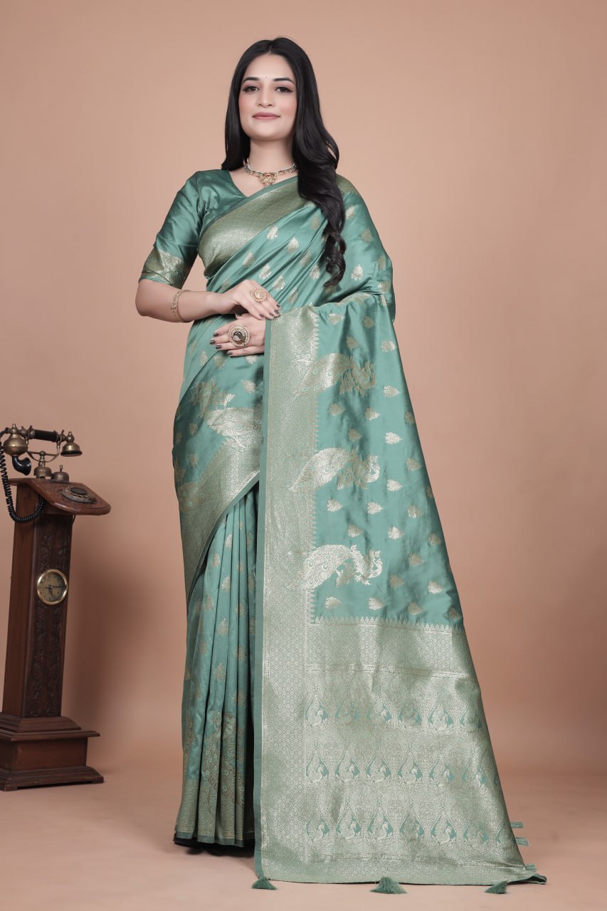 Elegant Banarasi Silk Saree with Golden Zari Weaving