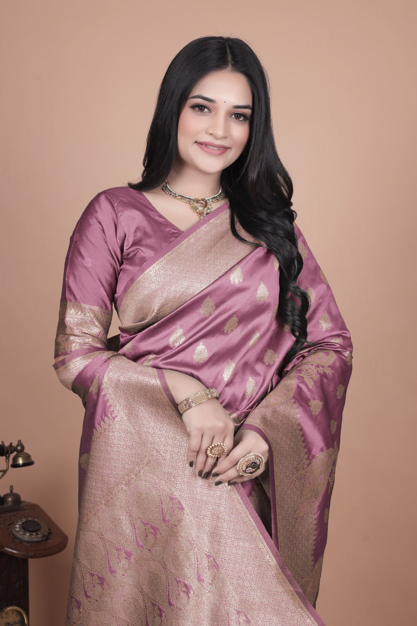 Elegant Banarasi Silk Saree with Golden Zari Weaving
