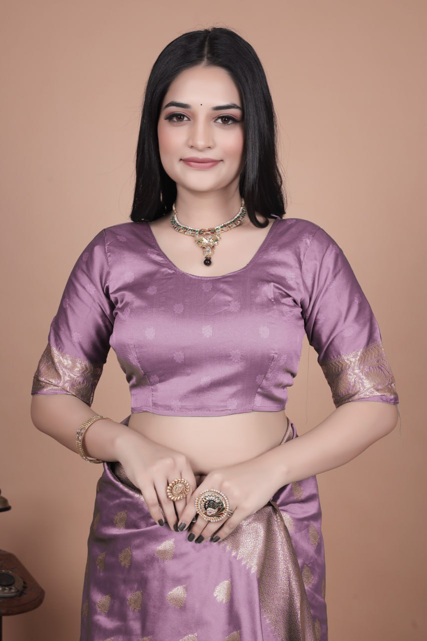 Elegant Banarasi Silk Saree with Golden Zari Weaving
