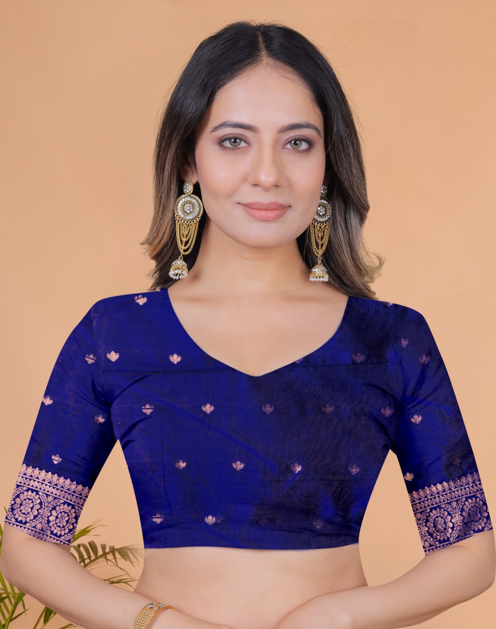 Royal Lilac Banarasi Silk Saree with Rich Zari Weaving