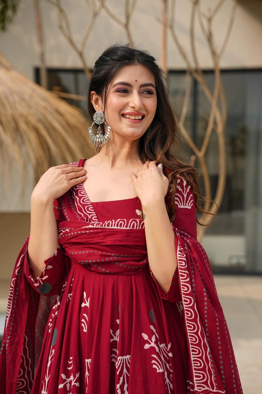 AKIRA MAROON MASLIN ANARKALI SUIT SET