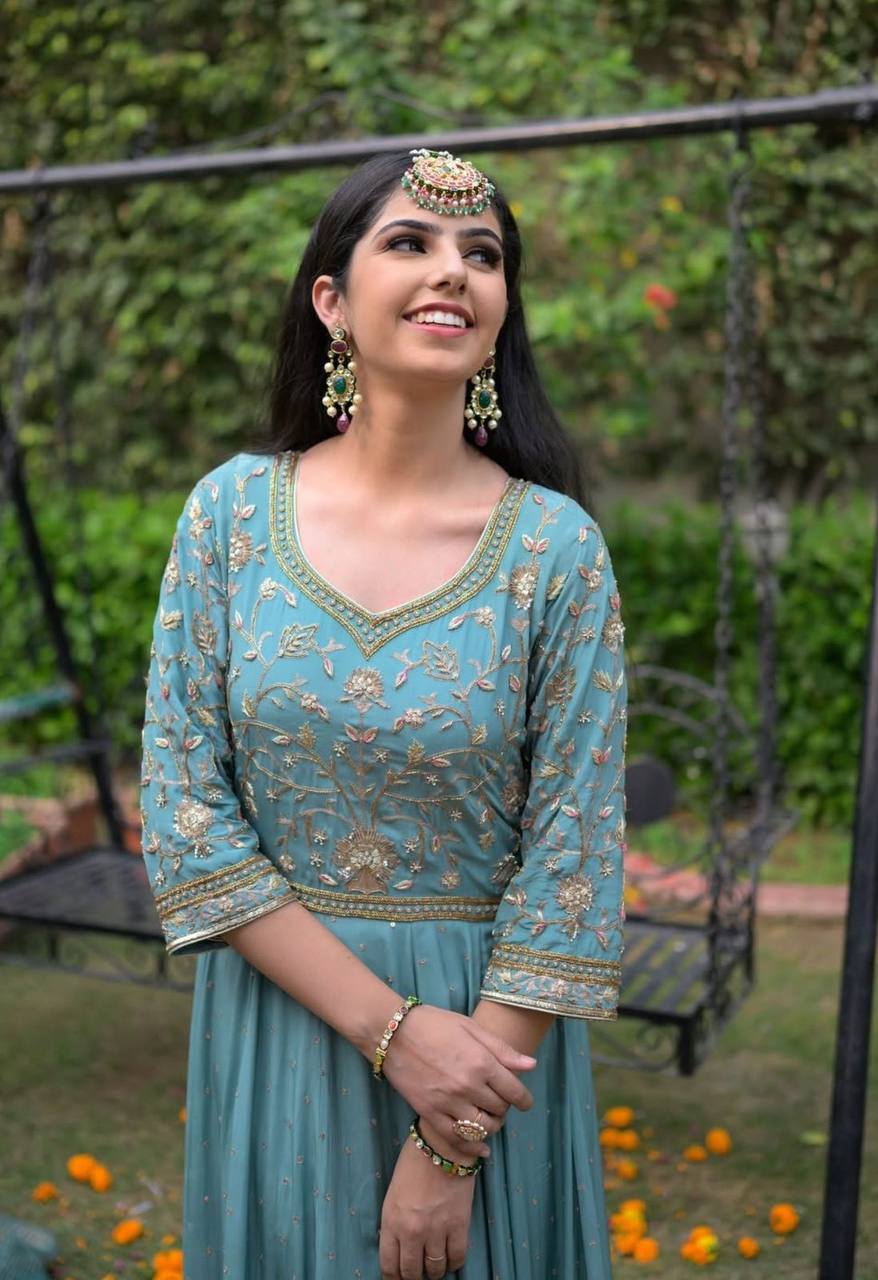 Heavy Fox Georgette Embroidered Gown with Dupatta – Premium Partywear Set